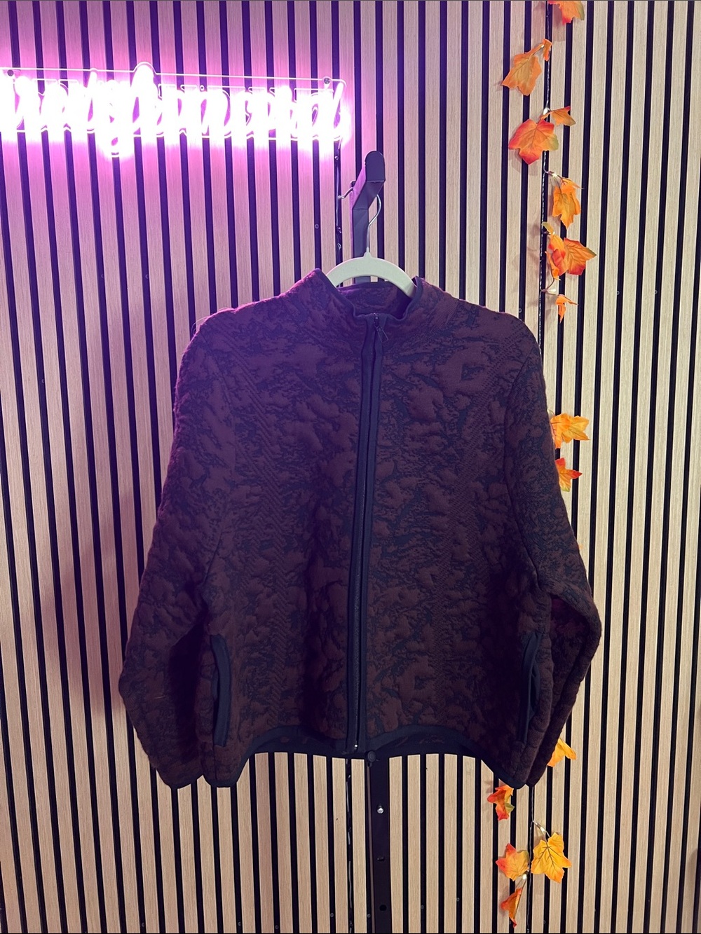 LULULEMON JACKET SIZE 8